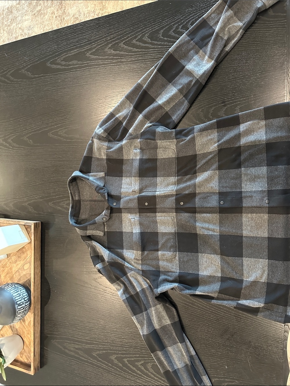 Lu Lu Men's Black and Gray Plaid Button-Up Shirt